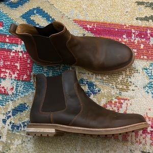 Mens Clarks Chelsea Boot - Size 10.5